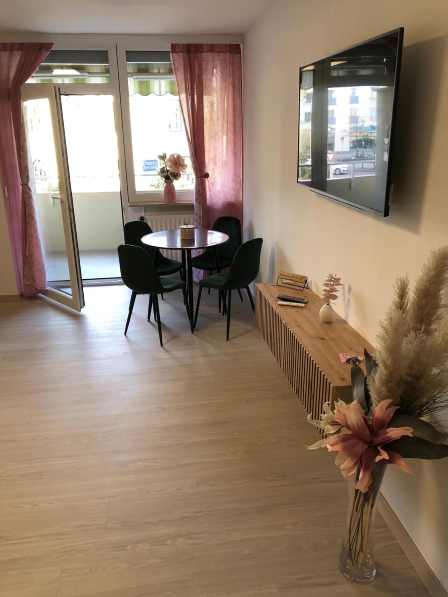 Lilis Apartment Mit Balkon Augsburg Exterior photo