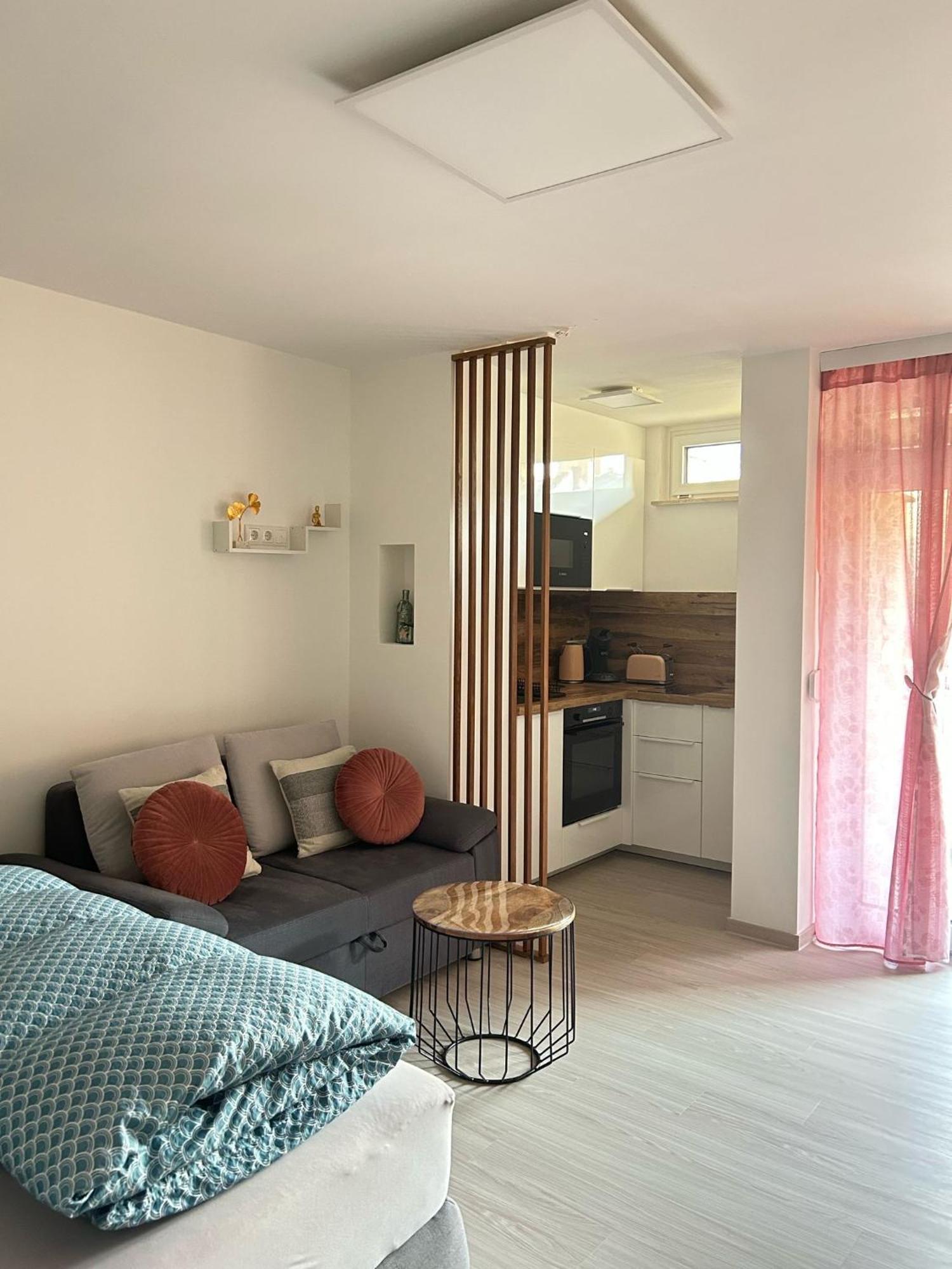 Lilis Apartment Mit Balkon Augsburg Exterior photo